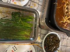 -顶峰夜宴·龙虾烧烤大排档(九江学院店)