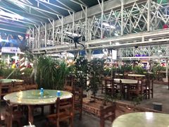 大堂-四川小胡子海鲜(丁村万人海鲜广场店)