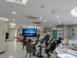 -新生植发·植养护一体