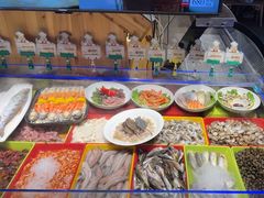 -头上红煨盐鸡·非遗院子餐厅