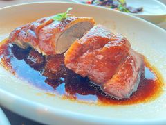 金陵片皮香烤鸭-金鹰国际酒店·满园春中餐厅