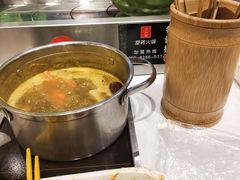 -百品聚旋转火锅(号外店)