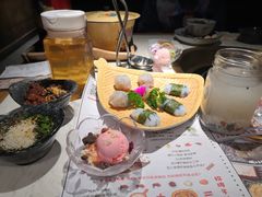 干贝咸蛋黄虾滑-哥老官重庆美蛙鱼头(西湖银泰十一哥店)