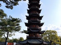 -龙华寺