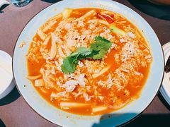 酸汤肥牛-羲和雅苑•北京烤鸭(平安国际金融中心店)