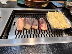 -臻牛烤肉