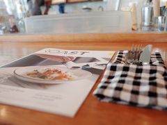 -ROAST coffee & eatery