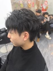 -藤野造型烫染·漂发