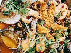 -老东镇啤酒屋海鲜加工·蒸汽海鲜·海鲜烧烤(台东店)