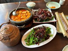 -缘生态云南菜·野生菌庭院餐厅(华侨城店)