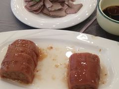 -侬佳蒸菜馆(听潮店)