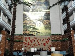 -西安唐隆国际酒店(大雁塔大唐不夜城店)