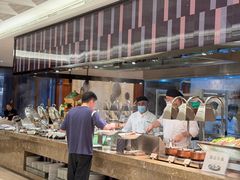 -南湖名都·景湖轩全日制餐厅·海鲜自助·东南亚风味·临湖而食