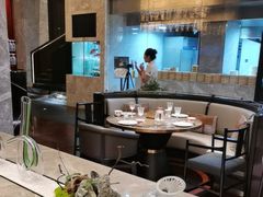 -海派悦庭·海胆烧麦·新融合菜(凯德广场店)