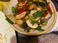-蘑菇私房菜小馆(杨家坪西城天街店)