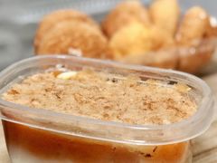 柠香咸蛋黄肉松麻酥盒子-千里酥(中山北路店)