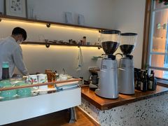 -Line 咖啡(石厦花园店)