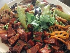 农家一锅出-一块豆腐(海滨中路店)