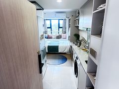 -东方体育中心(地铁站)