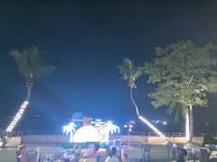 -JW万豪厨房餐厅·滨海草坪烧烤·海鲜·海景(三亚绿发山海天JW万豪酒店)