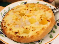 菠萝披萨-萨莉亚意式餐厅(新洲家乐福店)