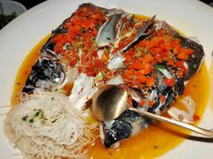 老坛剁椒蒸鲜活鱼头-老湘村·湖南土菜(天河维多利店)