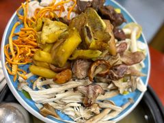 -菌之家·专业纯野生菌火锅·特色炒菌