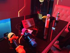 -唯爱KTV聚会餐厅(仙林东城汇店)