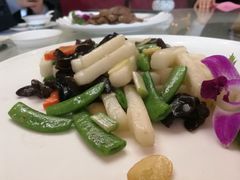 鲜淮山木耳香芹-黄埔华苑酒家(黄埔总店)