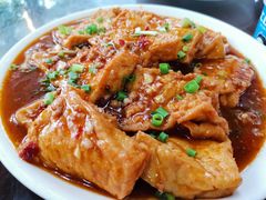 红烧豆腐-同心泥烩鸡