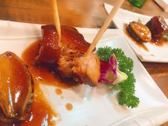 -老东镇啤酒屋海鲜加工·蒸汽海鲜·海鲜烧烤(台东店)