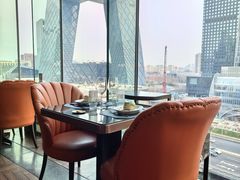 -福楼毕斯罗F Bistronome(国贸商城约会地标景观店)