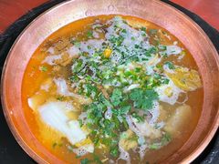 -朝伟清真铜瓢牛肉馆(三十年老·店)