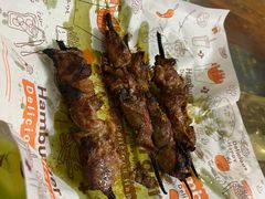 -艾力江和田馕坑烤肉店