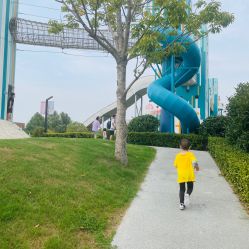 -季高兔窝窝亲子园(上海薰衣草公园店)