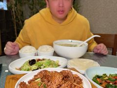 -闫府私房菜·百年鲁菜(欧亚店)
