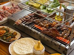 -哈尔滨小酒馆·鲜肉现穿自助烧烤(康新花园店)