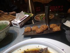 炸藕饼-昆虫窝子·特色云南菜(拓东路总店)