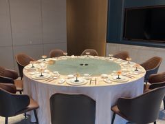 -景月阁空中食府(希尔顿酒店)