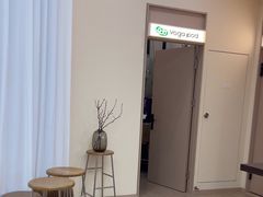 -乐刻瑜伽·普拉提·小瑜荚YogaPod(滨江银泰店)