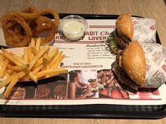 -The Habit Burger Grill 哈比特汉堡(复兴soho店)