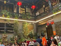 -蔼若春.传承三十年云南菜(金碧公园店)