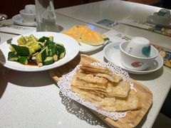 -小鱼小牛(世欧广场店)