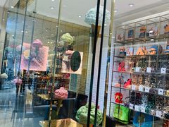 门面-VENCHI 闻绮(北京国贸商城店)