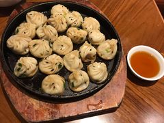 拇指虾仁生煎-上海人家花樣年华(中山公园店)