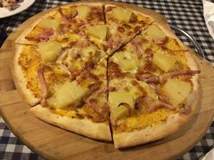 PIZZA-小主人西餐厅 master table(青年中路店)