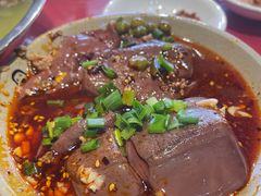 -谢老五跷脚牛肉·非遗传承店