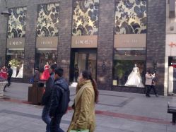 -东风婚纱摄影(恒和西里1号楼店)