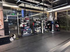 -威克健身游泳(万菱汇店)