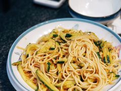 金牌凉面-三妹小龙虾·黄油蟹(华侨城总店)